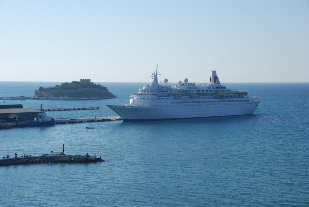 Derici Hotel Kusadası Eksteriør billede